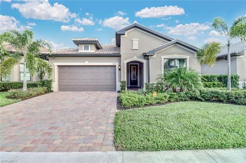 7567 Winding Cypress Dr, NAPLES, FL, 34114-2783 | Card Image