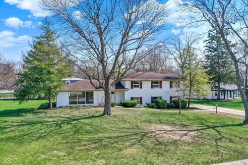 8433 Sunset Ln, Indianapolis, IN, 46260-2357 | Card Image