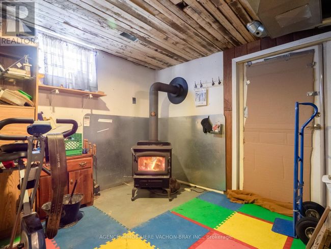 22197 Parkhill Cir, House other with 3 bedrooms, 2 bathrooms and 3 parking in North Lancaster ON | Image 14