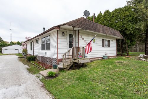 2921 116th St, Pleasant Prairie, WI, 53158-4601 | Card Image