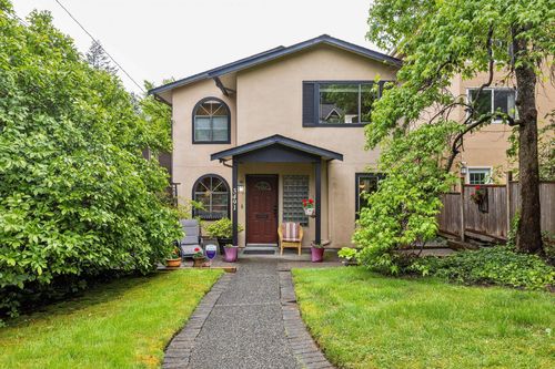3491 St Georges Ave, North Vancouver, BC, V7N1V7 | Card Image