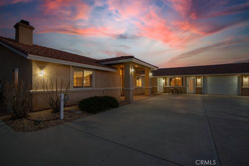 9928 Desmond Dr, Hesperia, CA, 92344 | Card Image