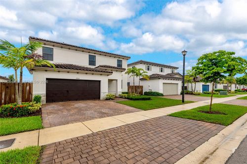 0-11922 Sw 241st St, Homestead, FL, 33032-3044 | Card Image