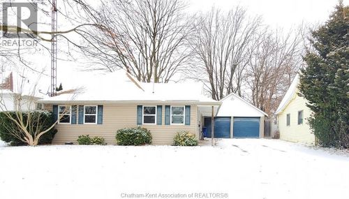 55 Campbell St, Chatham, ON, N7M3W8 | Card Image