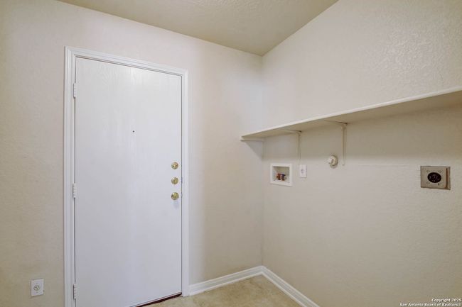 184 Springtree Gate, House other with 4 bedrooms, 3 bathrooms and null parking in Cibolo TX | Image 14
