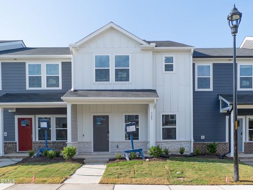 729 Chandler Stone Dr, Zebulon, NC, 27597 | Card Image