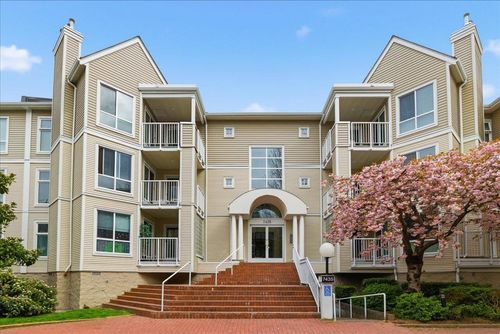 214-7435 Moffatt Rd, Richmond, BC, V6Y1X9 | Card Image