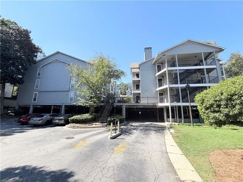 322 Granville Ct, Sandy Springs, GA, 30328-3434 | Card Image