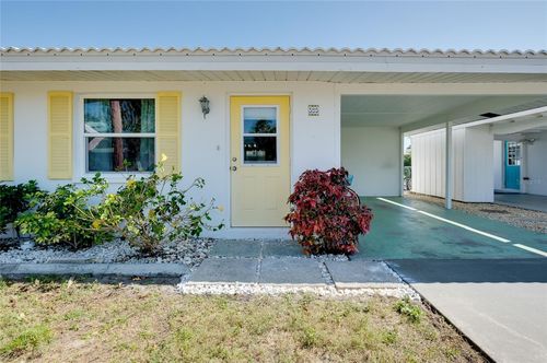 y4-595 Circlewood Dr, VENICE, FL, 34293-7010 | Card Image