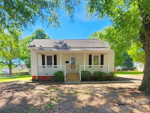618 Poplar Ave, Kannapolis, NC, 28081-2157 | Card Image