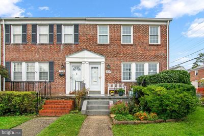 1801 Deveron Road, Townhouse with 3 bedrooms, 2 bathrooms and null parking in TOWSON MD | Image 1