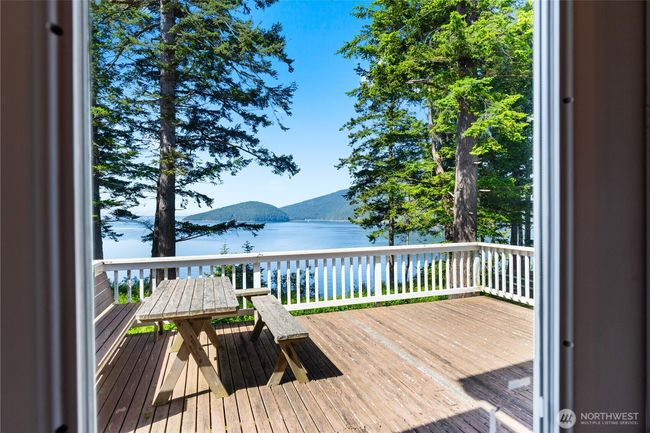 Upper-Level Deck | Image 20