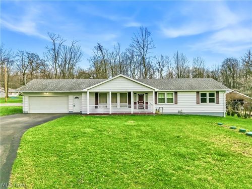 7156 Chestnut Ridge Rd, Hubbard, OH, 44425-3213 | Card Image