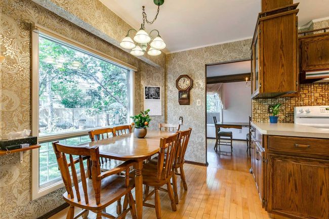 216 Canterbury Pl Sw, House detached with 4 bedrooms, 3 bathrooms and 4 parking in Calgary AB | Image 10