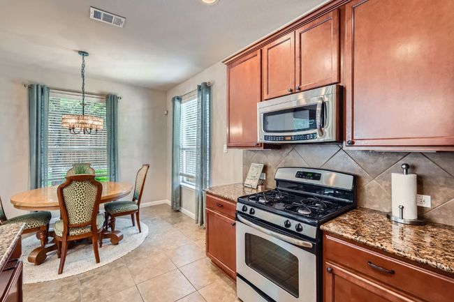 28 - 9412 Beechnut Dr, Condo with 3 bedrooms, 3 bathrooms and 4 parking in Austin TX | Image 10