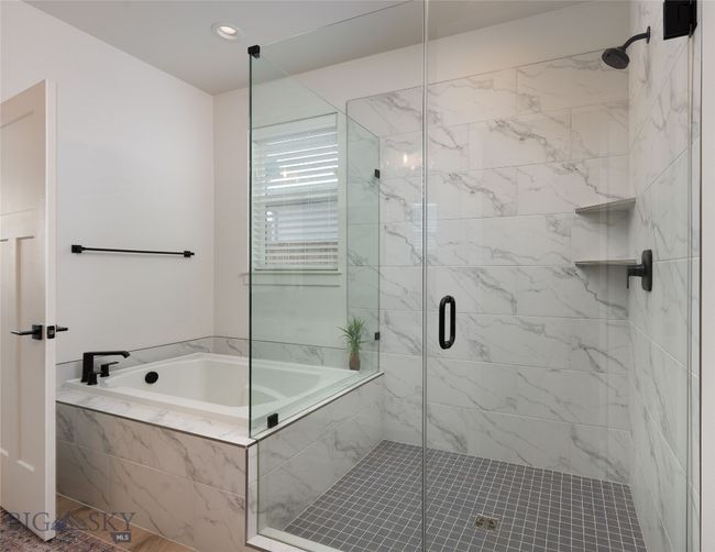 Luxury | Image 12