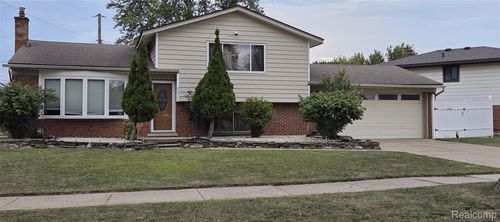 26612 Karen Ave, Warren, MI, 48091-1014 | Card Image