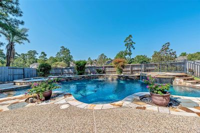 38 N Chantsong Circle, House other with 4 bedrooms, 3 bathrooms and null parking in The Woodlands TX | Image 2