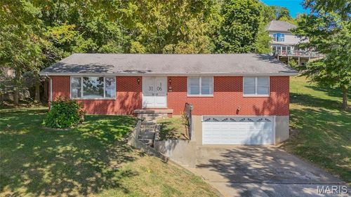 3106 Indian Trl, Godfrey, IL, 62035-1238 | Card Image