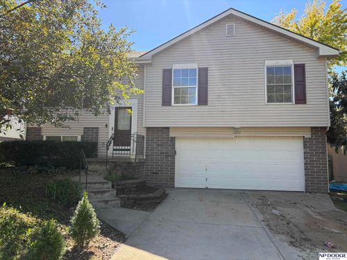 8005 Bauman Ave, Omaha, NE, 68122-1649 | Card Image