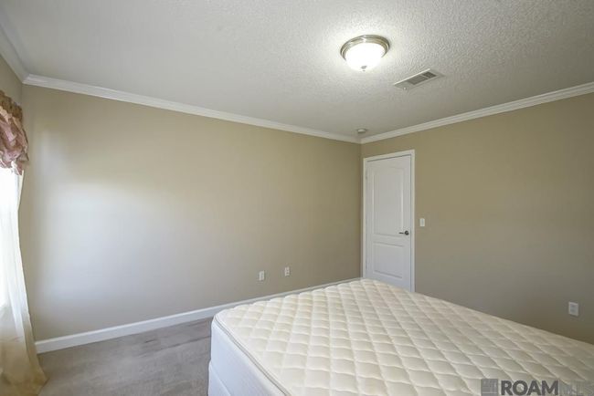 26350 Riverscape Dr, House other with 3 bedrooms, 2 bathrooms and 3 parking in Springfield LA | Image 25