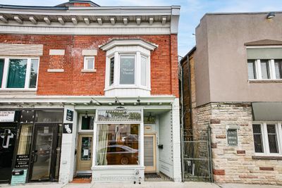 3293 Dundas St W, Home with 0 bedrooms, 2 bathrooms and null parking in Toronto ON | Image 2