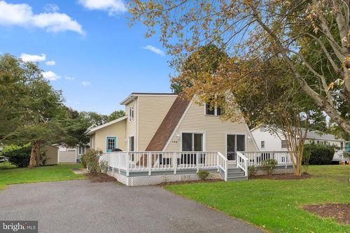 742 Fenwood Cir, BETHANY BEACH, DE, 19930-9788 | Card Image