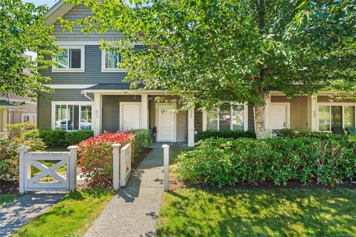 302-1675 Crescent View Dr, Nanaimo, BC, V9S0A8 | Card Image