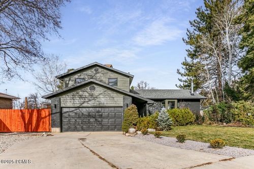 3269 E Germania Cir, Sandy, UT, 84093-2150 | Card Image