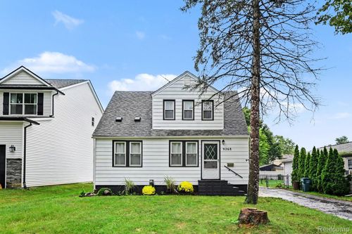 9268 Marlowe Ave, Plymouth, MI, 48170-4038 | Card Image