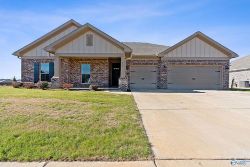 216 John Clift Cir, Madison, AL, 35757-6437 | Card Image