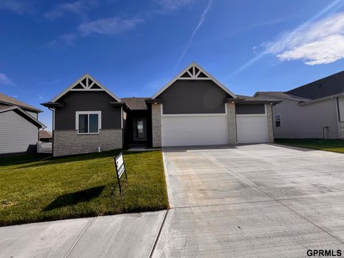 12105 Daniell Rd, Bellevue, NE, 68123-1192 | Card Image