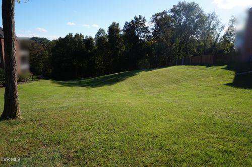 256 Park Ridge Ct, Kingsport, TN, 37664-5158 | Card Image