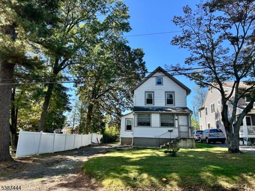 153 North Ave, Stirling, NJ, 07980-1135 | Card Image