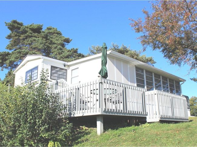 22 Empire Cir, House other with 1 bedrooms, 1 bathrooms and null parking in South Hero VT | Image 4