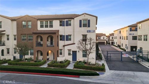 45-9881 Alburtis Ave, Santa Fe Springs, CA, 90670 | Card Image