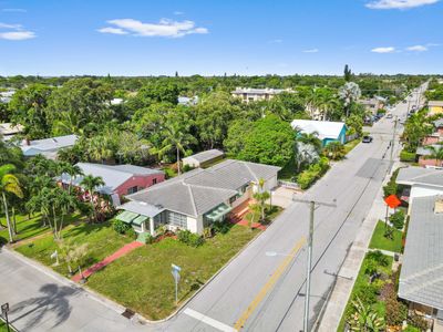 801 S Palmway, House other with 3 bedrooms, 2 bathrooms and null parking in Lake Worth Beach FL | Image 2