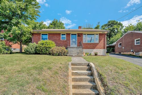5225 Morwanda Ave Nw, Roanoke, VA, 24017-4229 | Card Image
