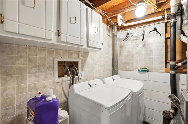 1881 Commonwealth Dr, House other with 3 bedrooms, 2 bathrooms and null parking in Xenia OH | Image 19