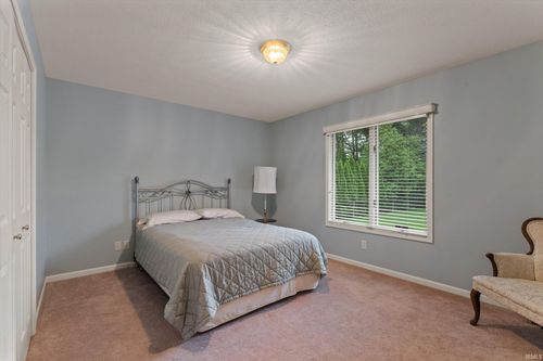 53178 Fiddlehead Ct, South Bend, IN, 46637-4568 | Card Image