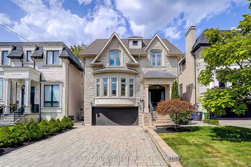 274 Joicey Blvd, North York, ON, M5M2V7 | Card Image