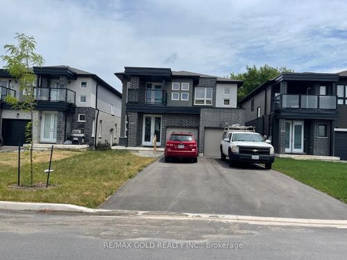 222 Pilkington St, Thorold, ON, L2V0N5 | Card Image