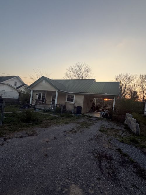 138 Richland Ave, Watertown, TN, 37184-1216 | Card Image