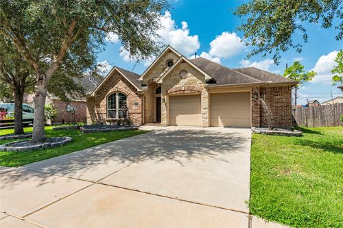 2704 Ginger Cove Ln, Pearland, TX, 77584-1836 | Card Image