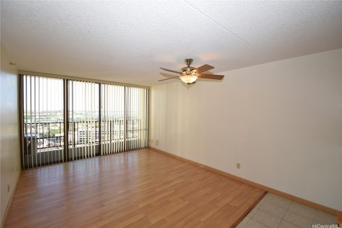 apt-1916-98-402 Koauka Loop, Aiea, HI, 96701-4575 | Card Image