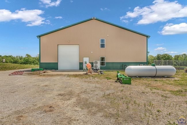 14426 110 Th St, House other with 5 bedrooms, 3 bathrooms and null parking in Oskaloosa KS | Image 59