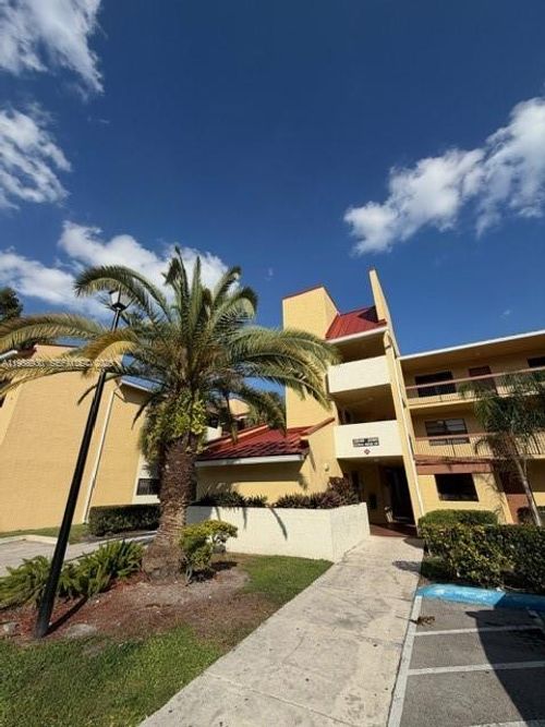 n204-2071 Coral Ridge Dr, Coral Springs, FL, 33071-7836 | Card Image