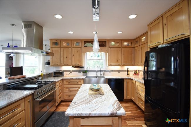 317 E Bayshore Dr, House other with 2 bedrooms, 2 bathrooms and null parking in Palacios TX | Image 19