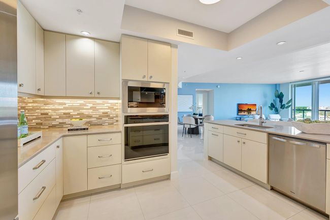 APT-908 - 1 N Ocean Blvd, Condo with 3 bedrooms, 2 bathrooms and null parking in Pompano Beach FL | Image 18