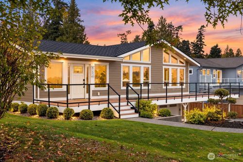 8153 Comox Rd, Blaine, WA, 98230-9550 | Card Image